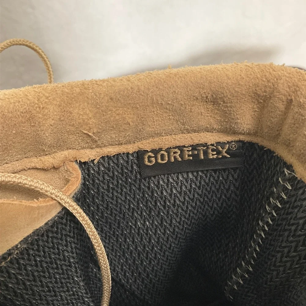 US Military Combat Boots Mens 9.5 W Tan Gore-Tex Vibram Suede Tactical Vibram